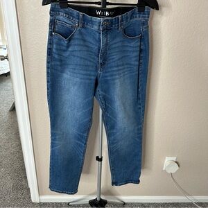 White House Black Market Straight leg Jeans sz 14